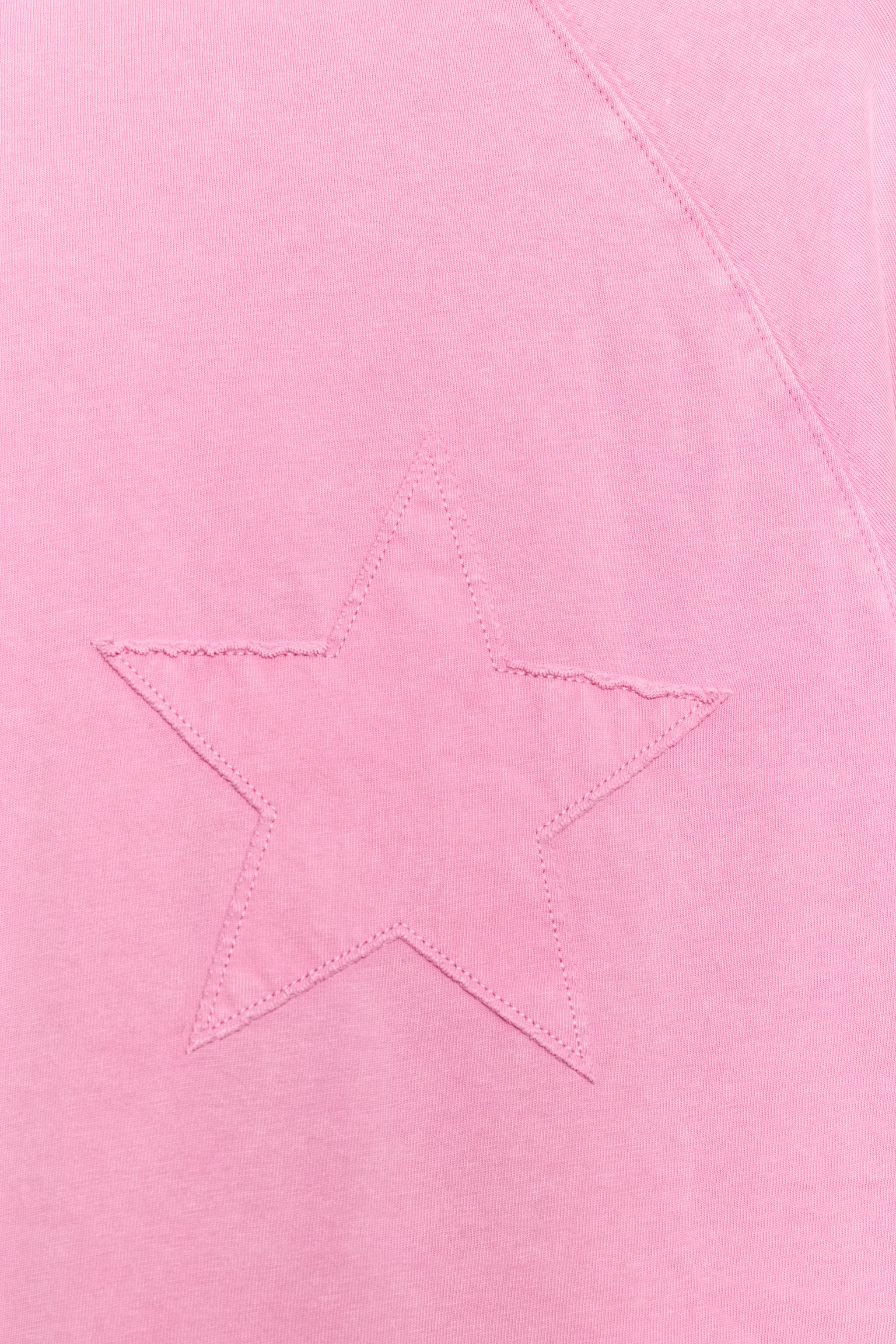 T-SHIRT EFFET DÉLAVÉ À BRODERIES