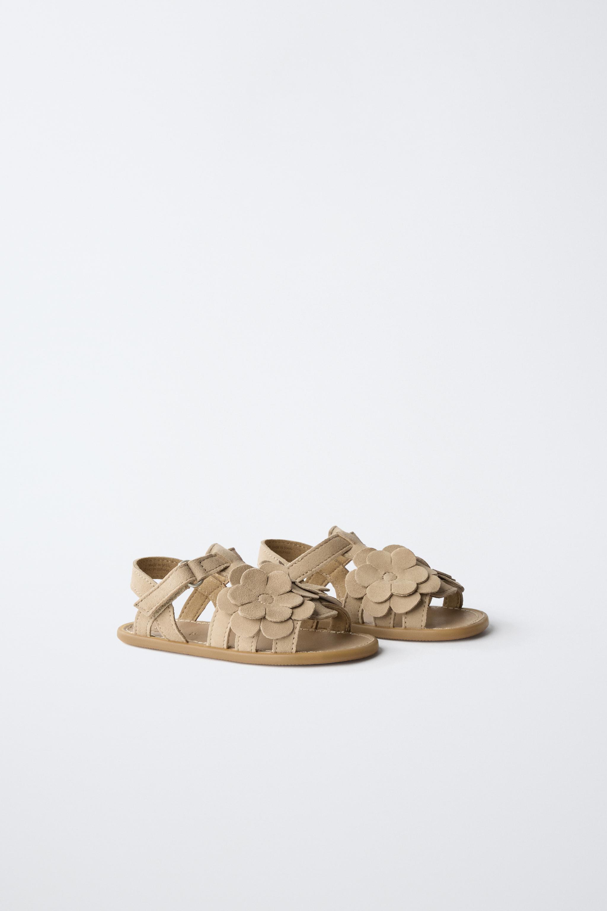 FLORAL LEATHER BAREFOOT SANDALS — Gold
