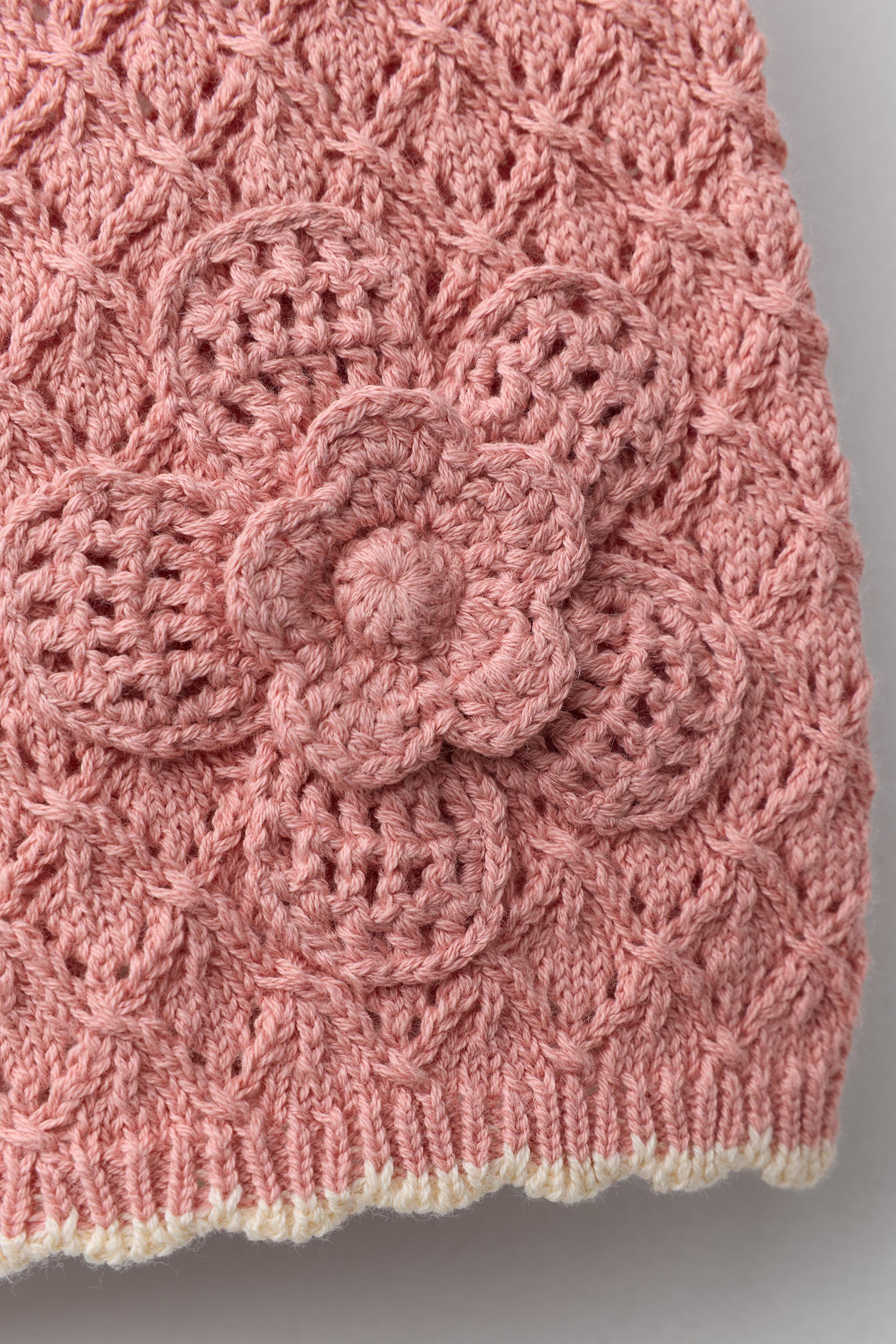 KNIT FLORAL SHORTS