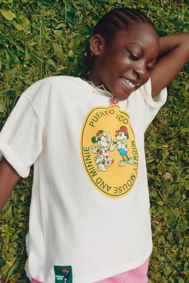 T-SHIRT IMPRIMÉ MICKEY AND MINNIE MOUSE © DISNEY - Écru de Zara - Image 4