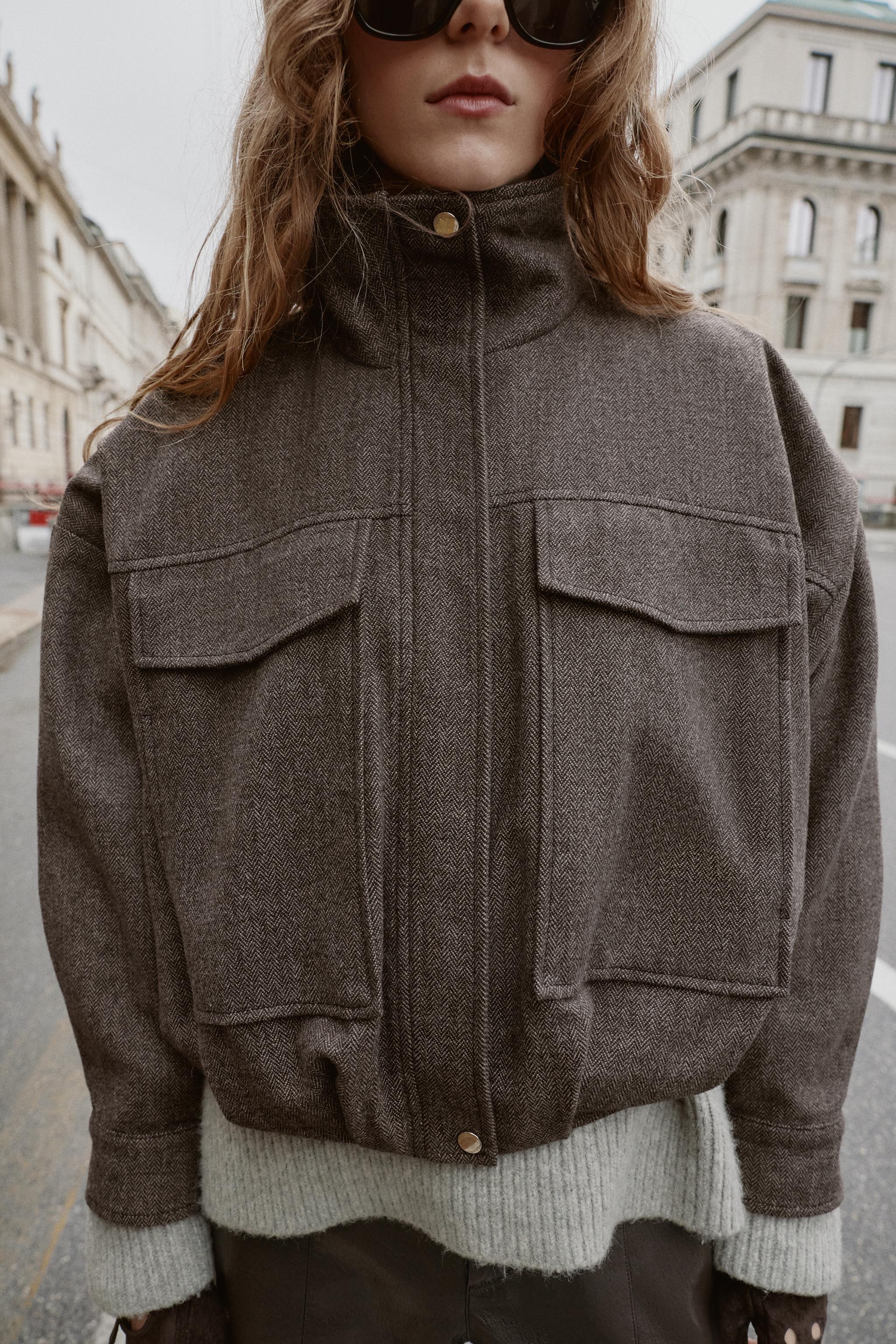 BLOUSON BOMBER BOUFFANT À CHEVRONS