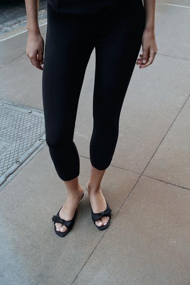 FROG FASTENING CAPRI PANTS — Black 1