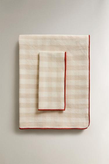 CHECK TABLECLOTH WITH TOPSTITCHING - Beige by Zara