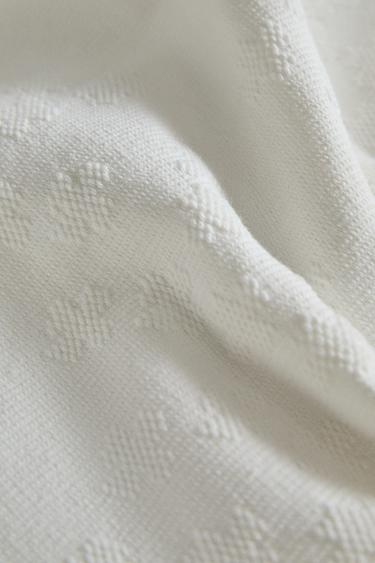CLOVER BEDSPREAD - Oyster-white by Zara