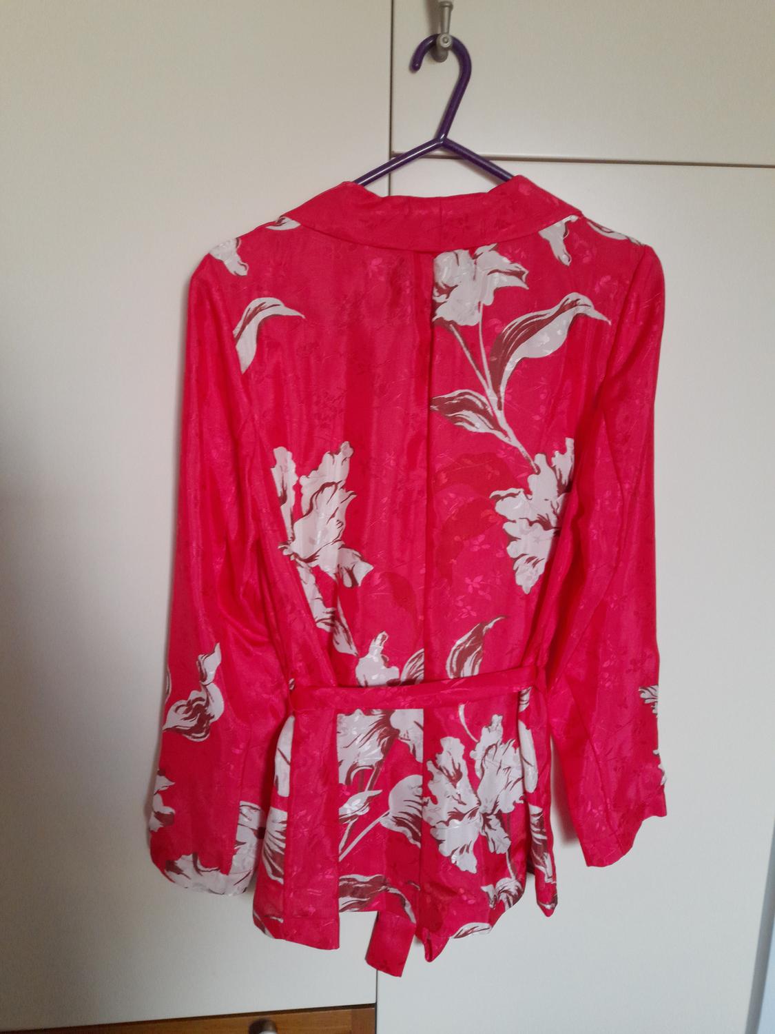 PRINTED BLAZER WITH BELT - Image 2