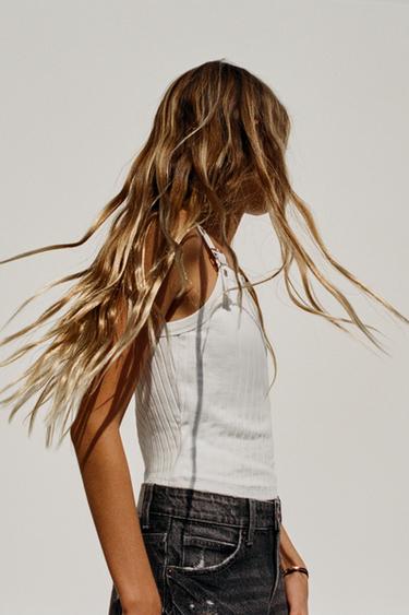 RIBBED BUCKLE STRAP T-SHIRT - Ecru by Zara