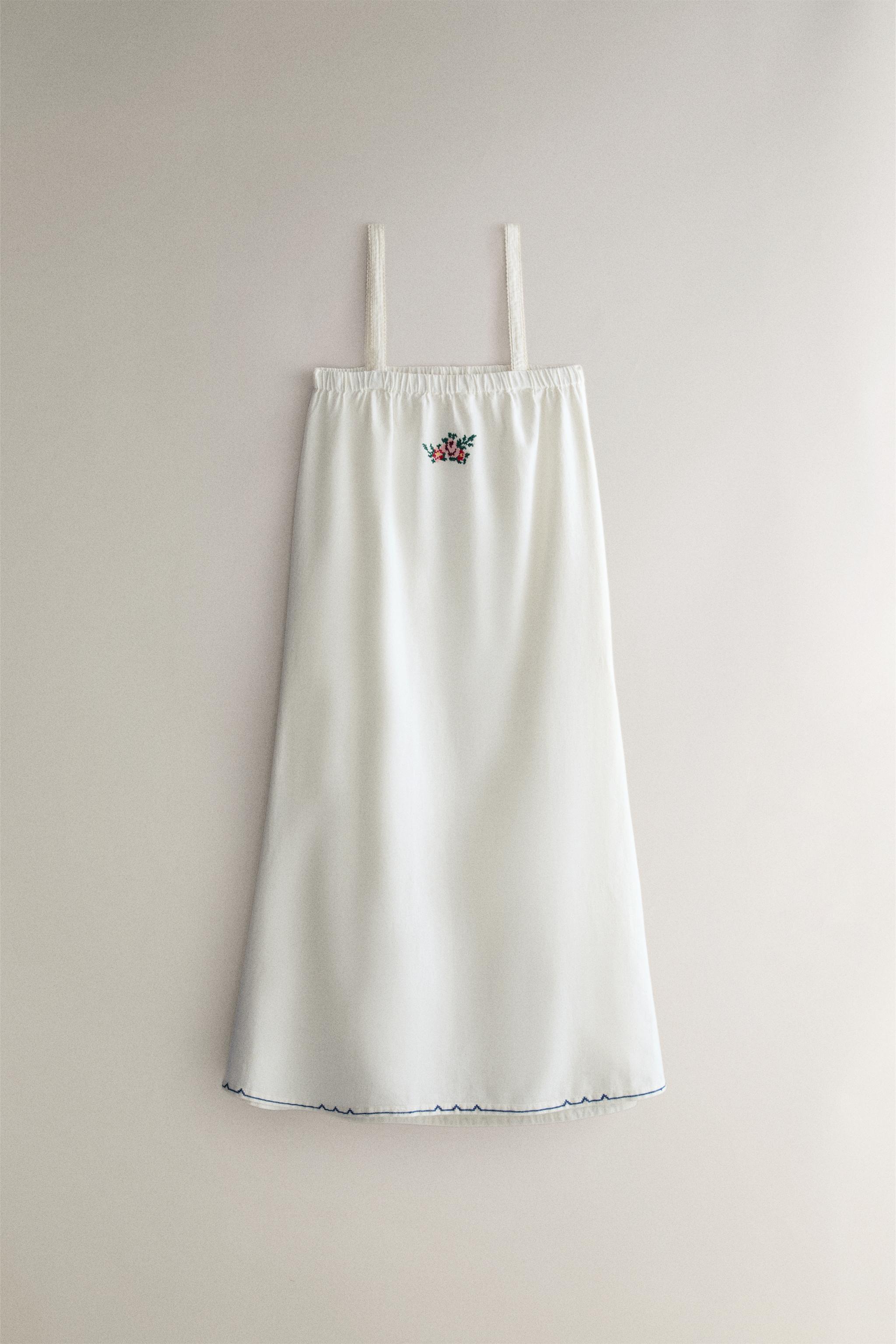 ROBE BRODÉE COTON LIN