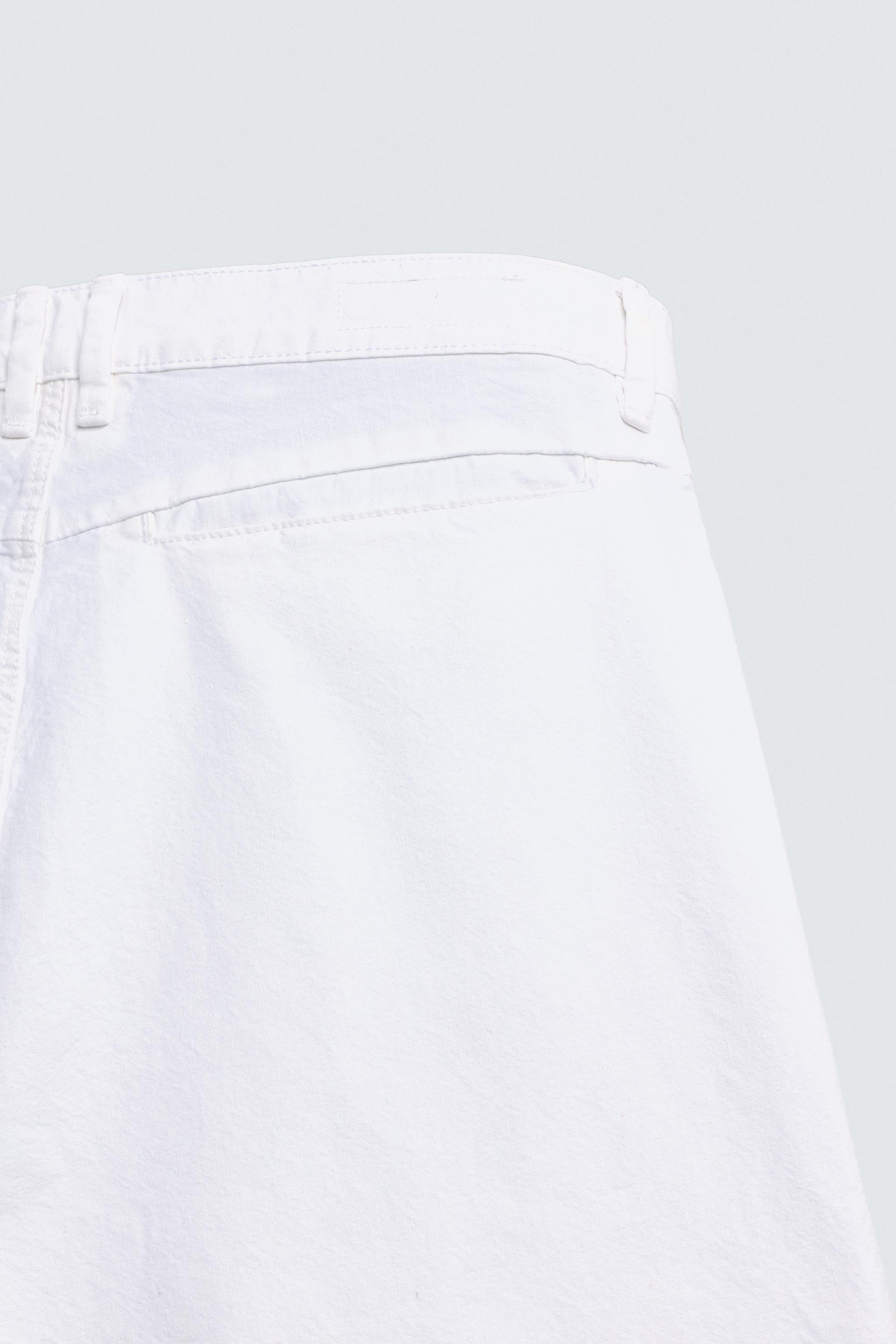 RELAXED CHINO SHORTS