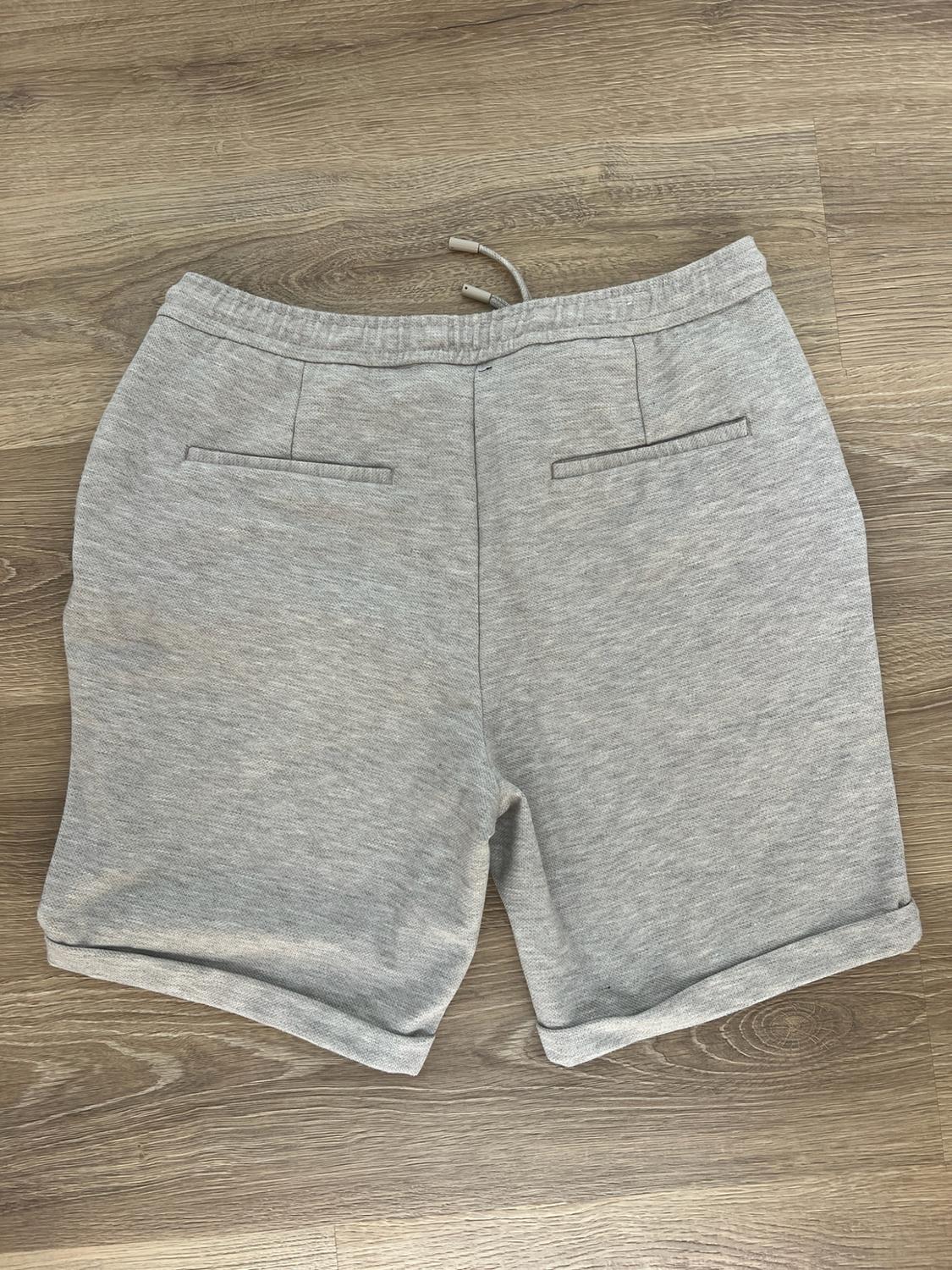 COMFORT BERMUDA SHORTS - Image 2