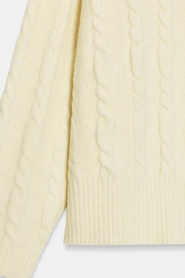 PULL EN MAILLE DOUCE À CÂBLES - Jaune clair de Zara - Image 7