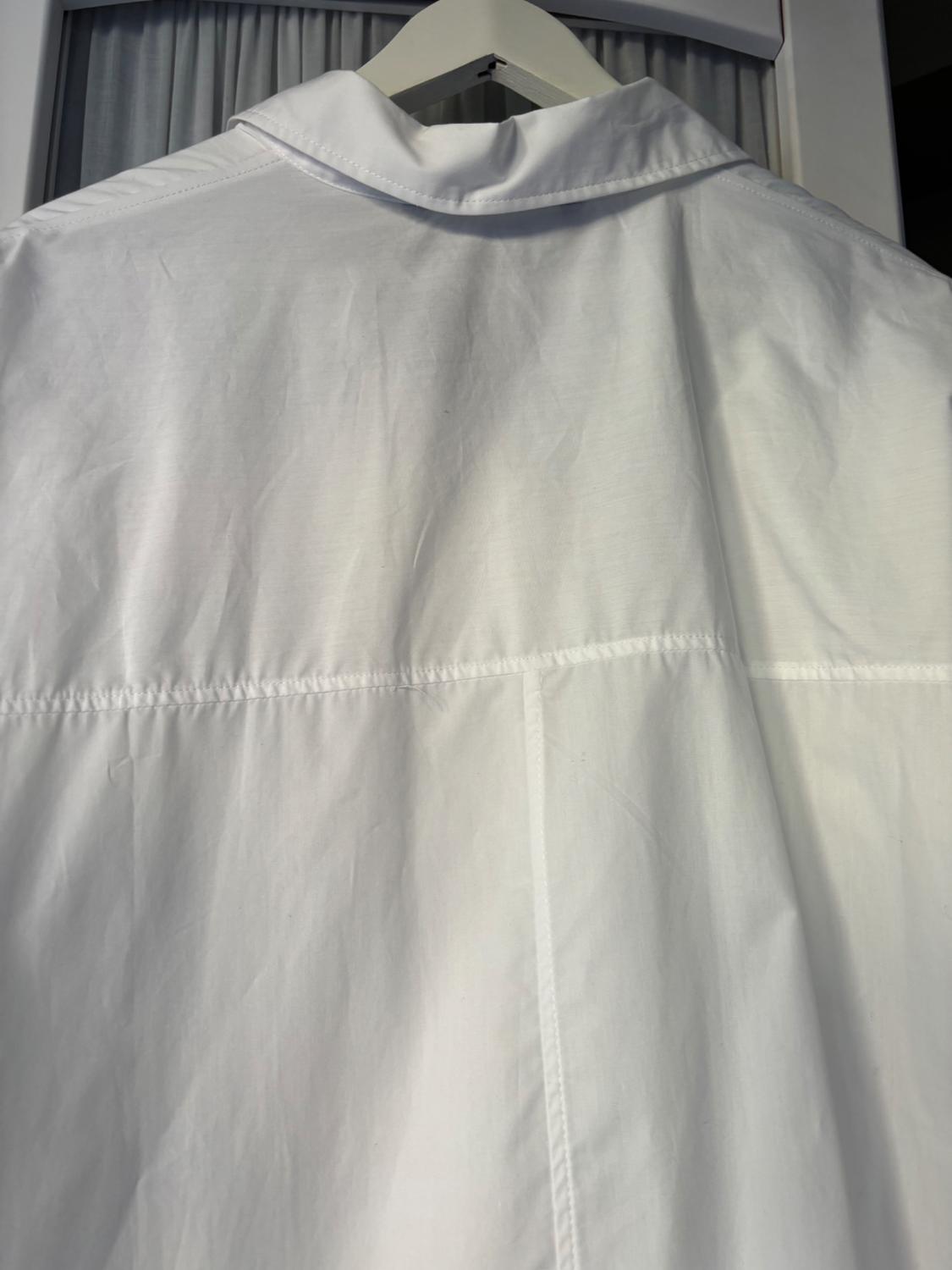 OVERSIZE SHIRT WITH STRIPED CUFFS - Image 8
