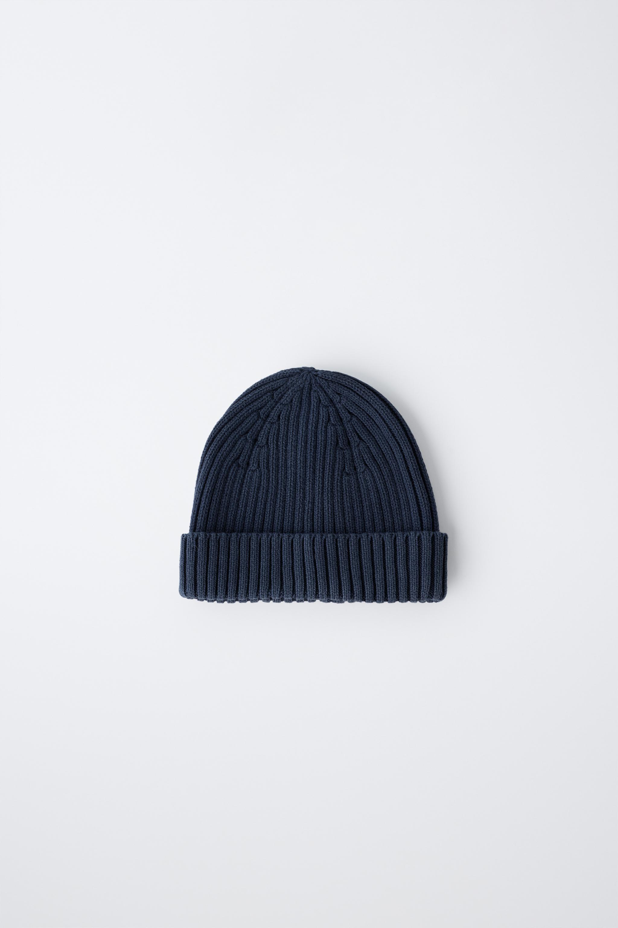 BONNET EN MAILLE EFFET DÉLAVÉ
