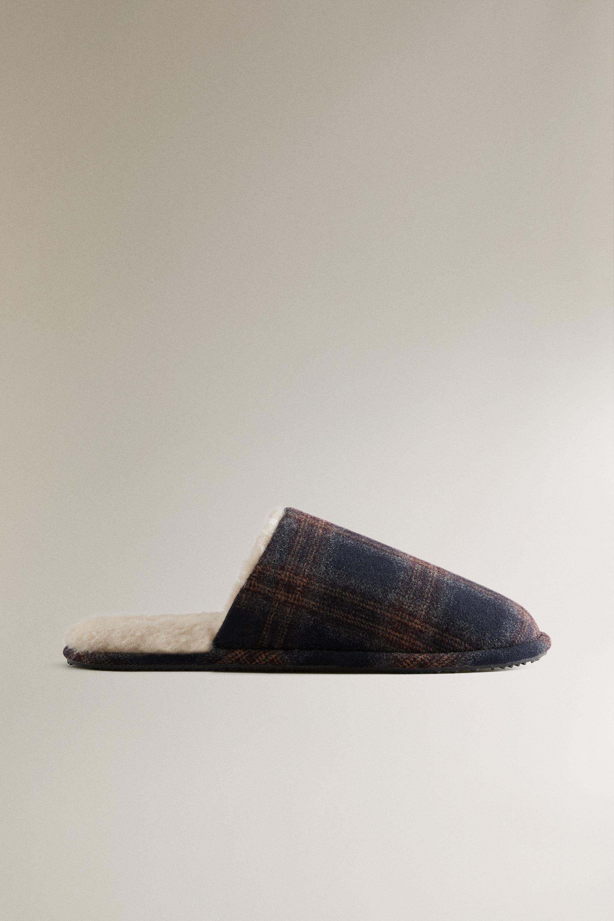 WARM CHECK SLIPPERS