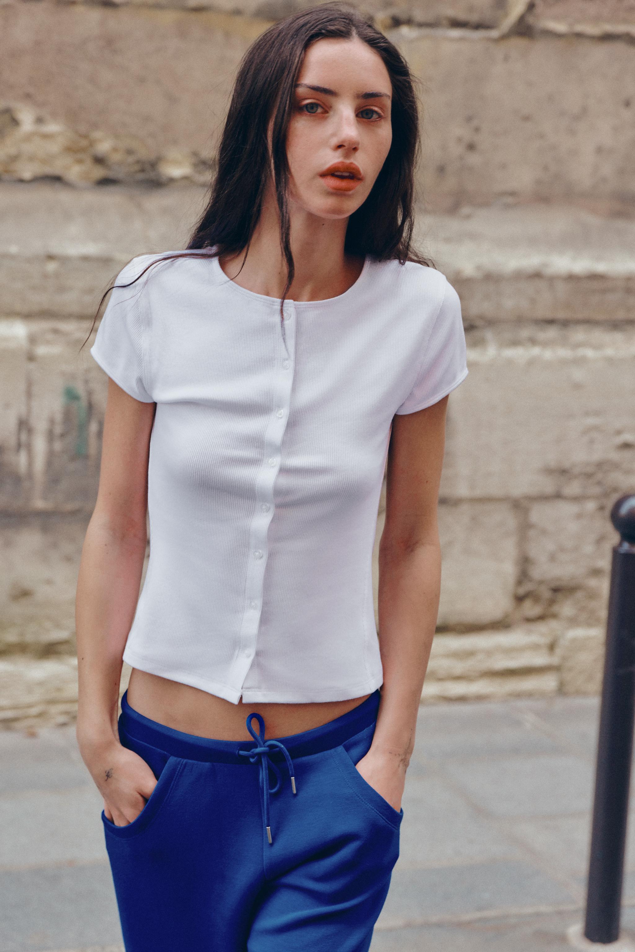 RIBBED BUTTON-UP T-SHIRT — White