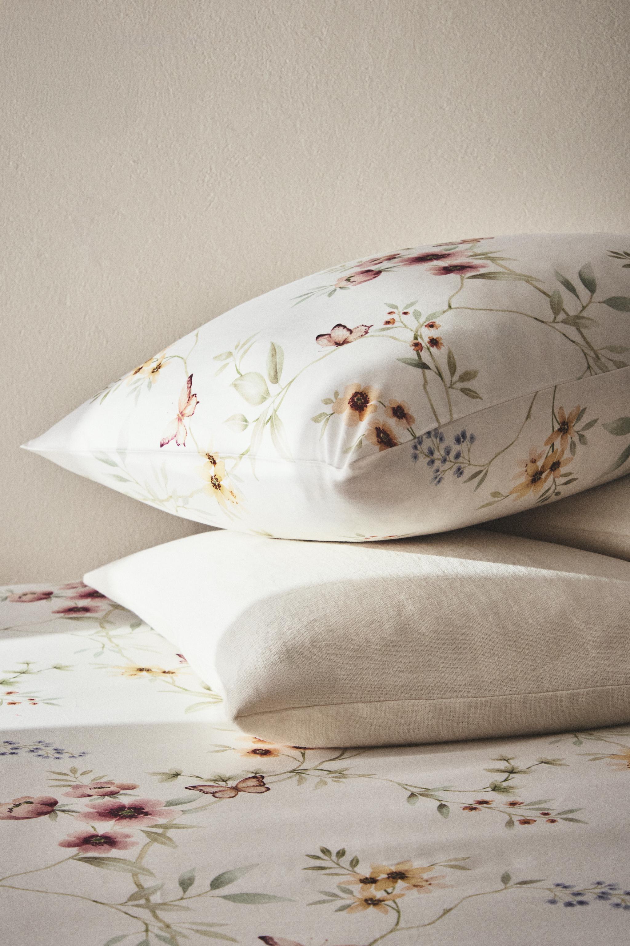 TAIE D’OREILLER SATIN IMPRIMÉ FLEUR
