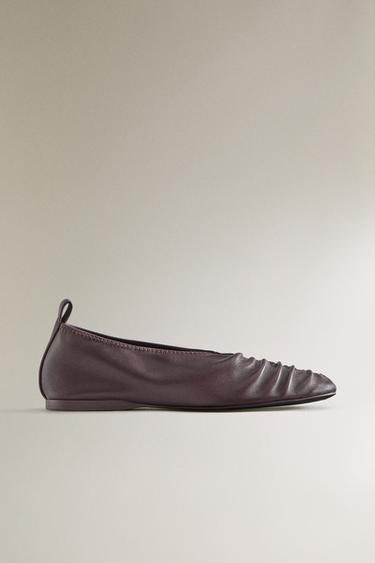 PLEATED LEATHER BALLERINAS - Burgundy Red by Zara
