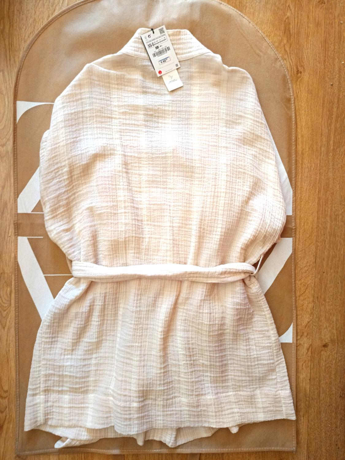 STRIPED TEXTURED KIMONO - Image 2