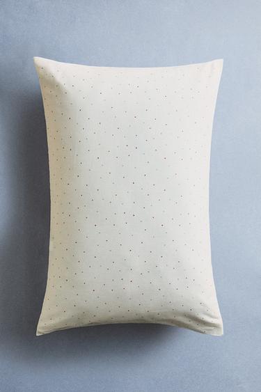 Zara DEČJA JASTUČNICA SA TUFNAMA – prljavobela