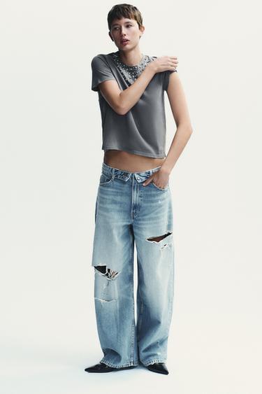 T-SHIRT MIT VERWASCHENEM LOOK UND SCHMUCK - Grau von Zara - Bild 0