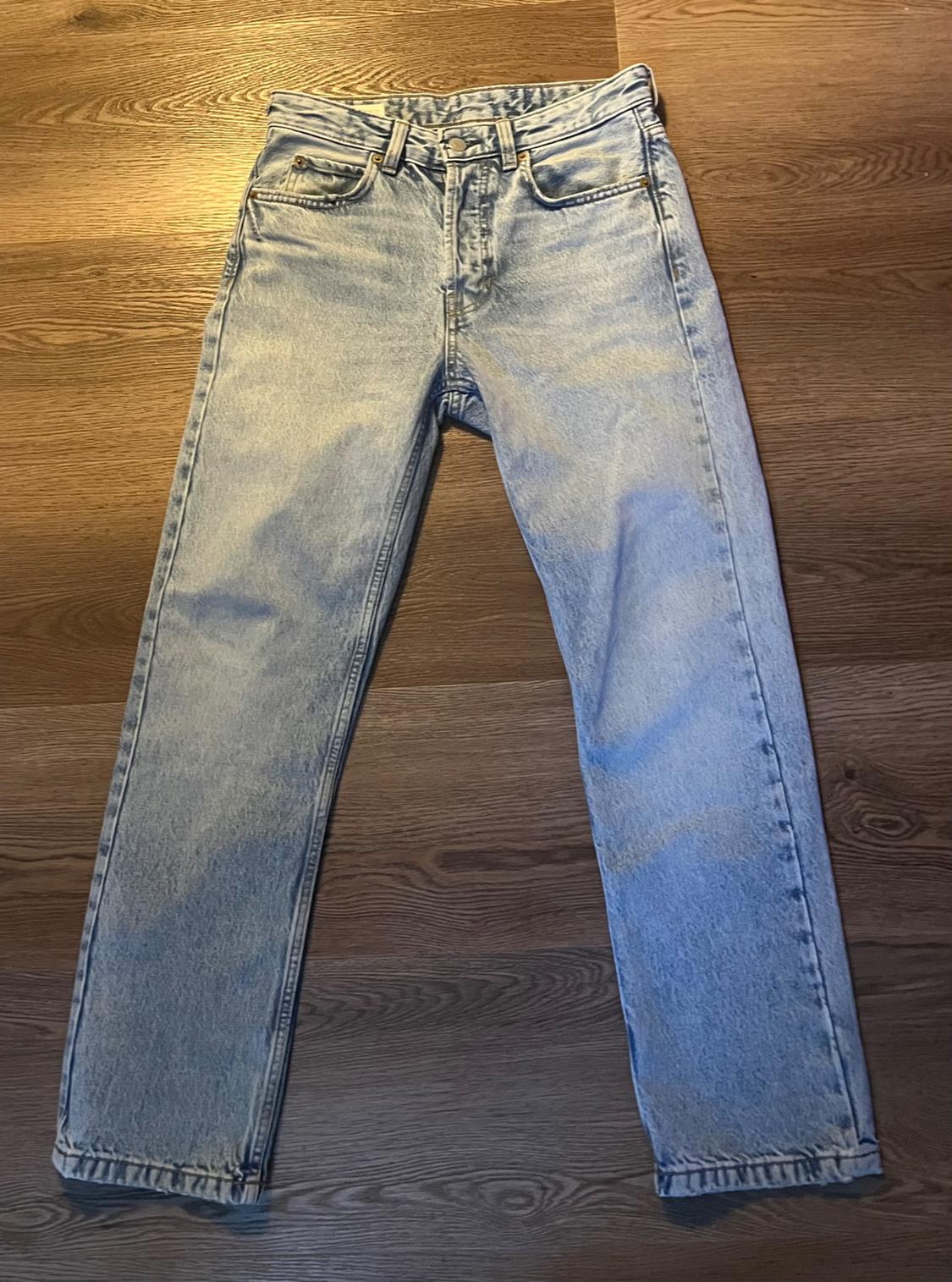 REGULAR FIT JEANS