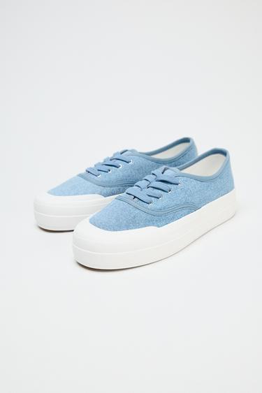 BASKETS DENIM CLAIR - Bleu jean de Zara - Image 4