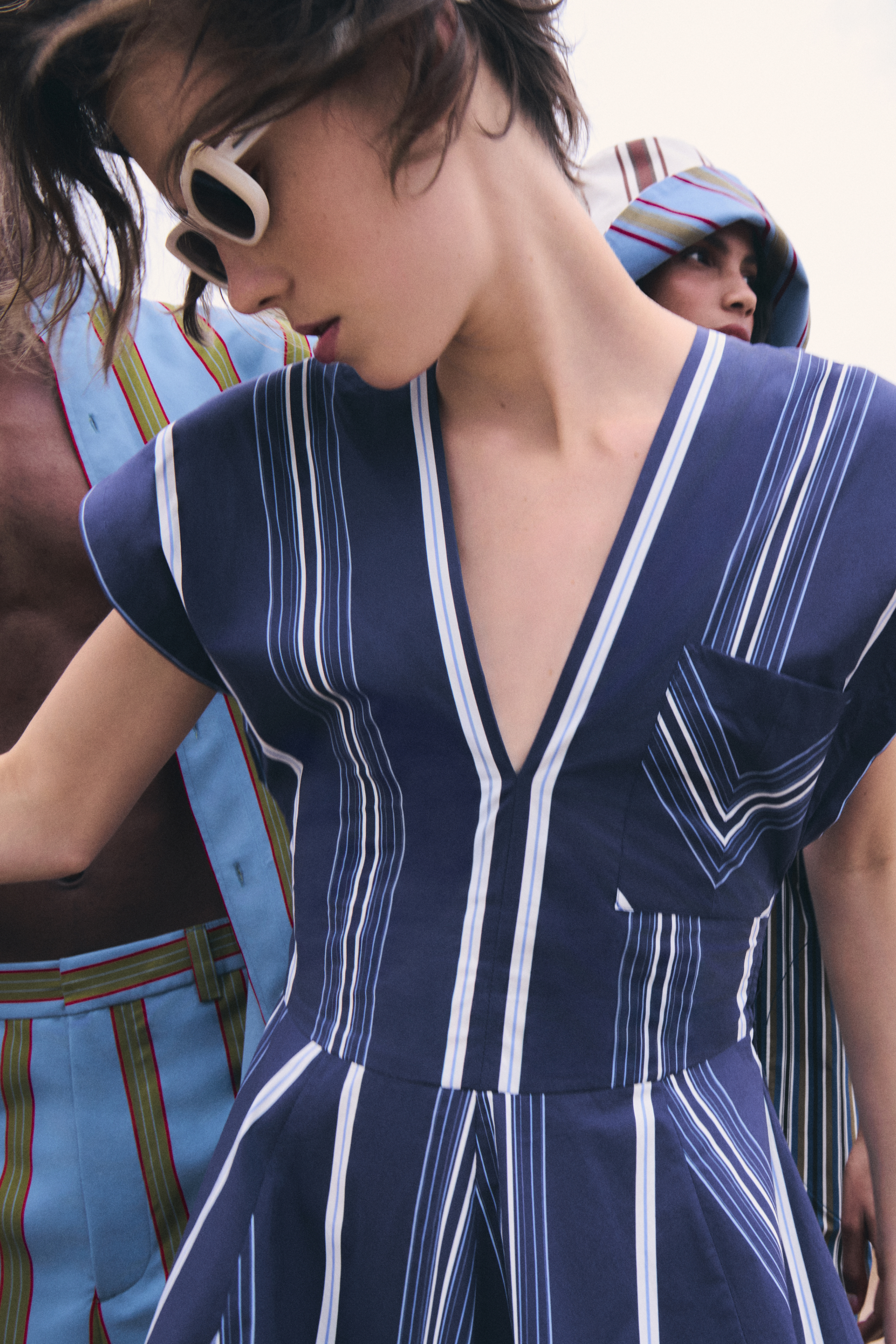 T9733472962-p.jpg