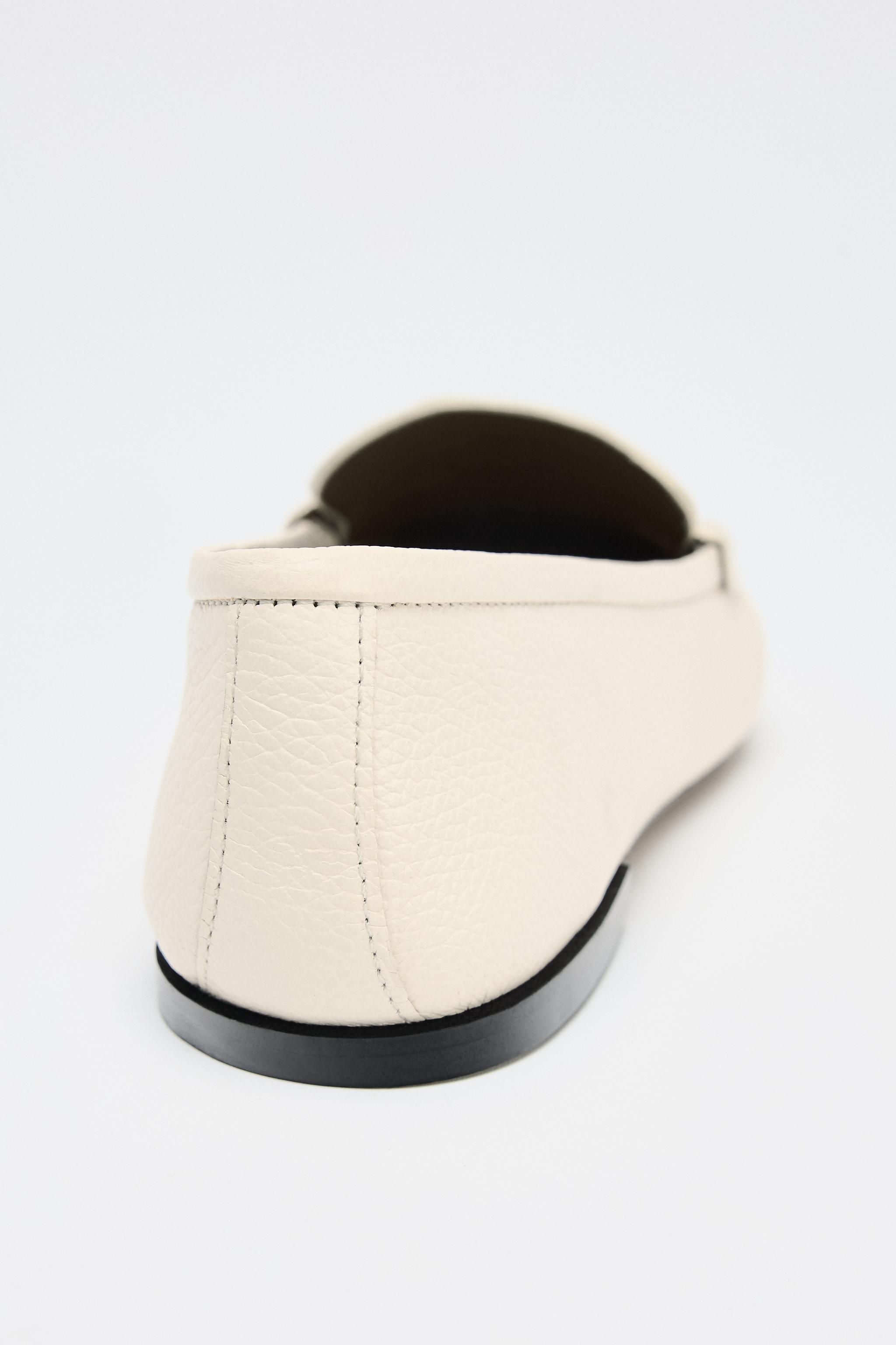 【ZARA】ソフトギャザーレザーローファー 1507/510/002 ZARA】ソフトギャザーレザーローファー 1507/510/002 (ZARA