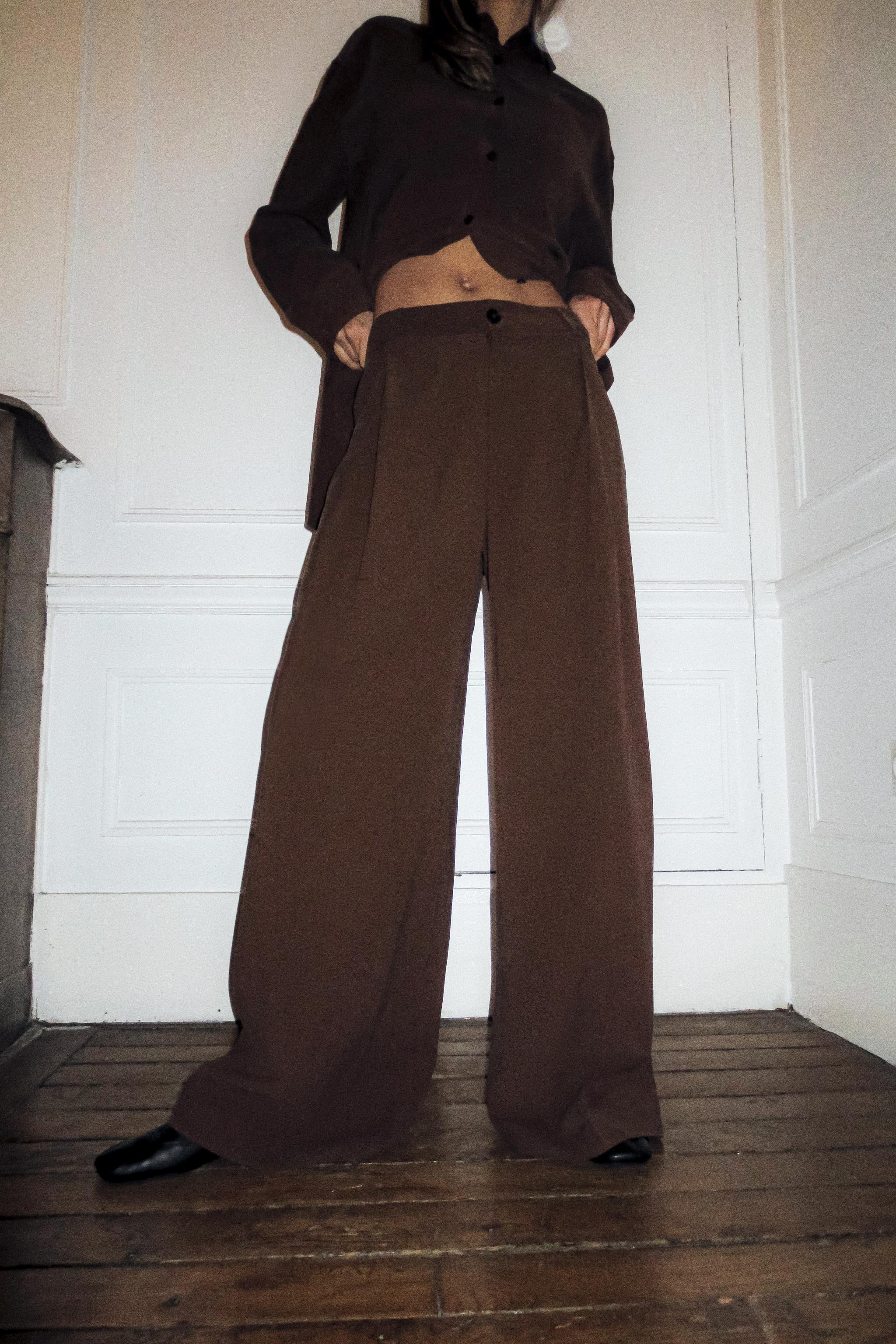 PLEATED TROUSERS