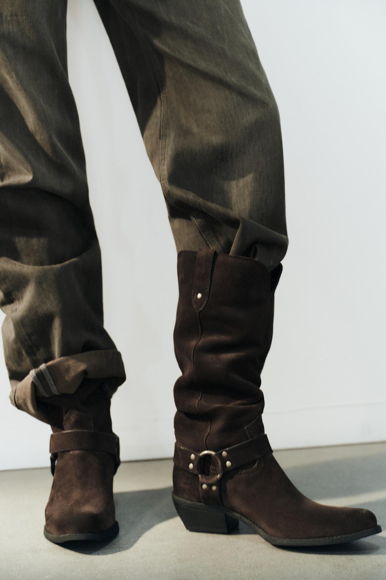 SUEDE BOOTS — Brown