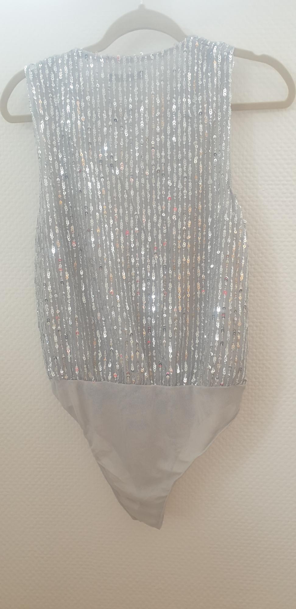 SEQUINNED BODYSUIT - Image 2