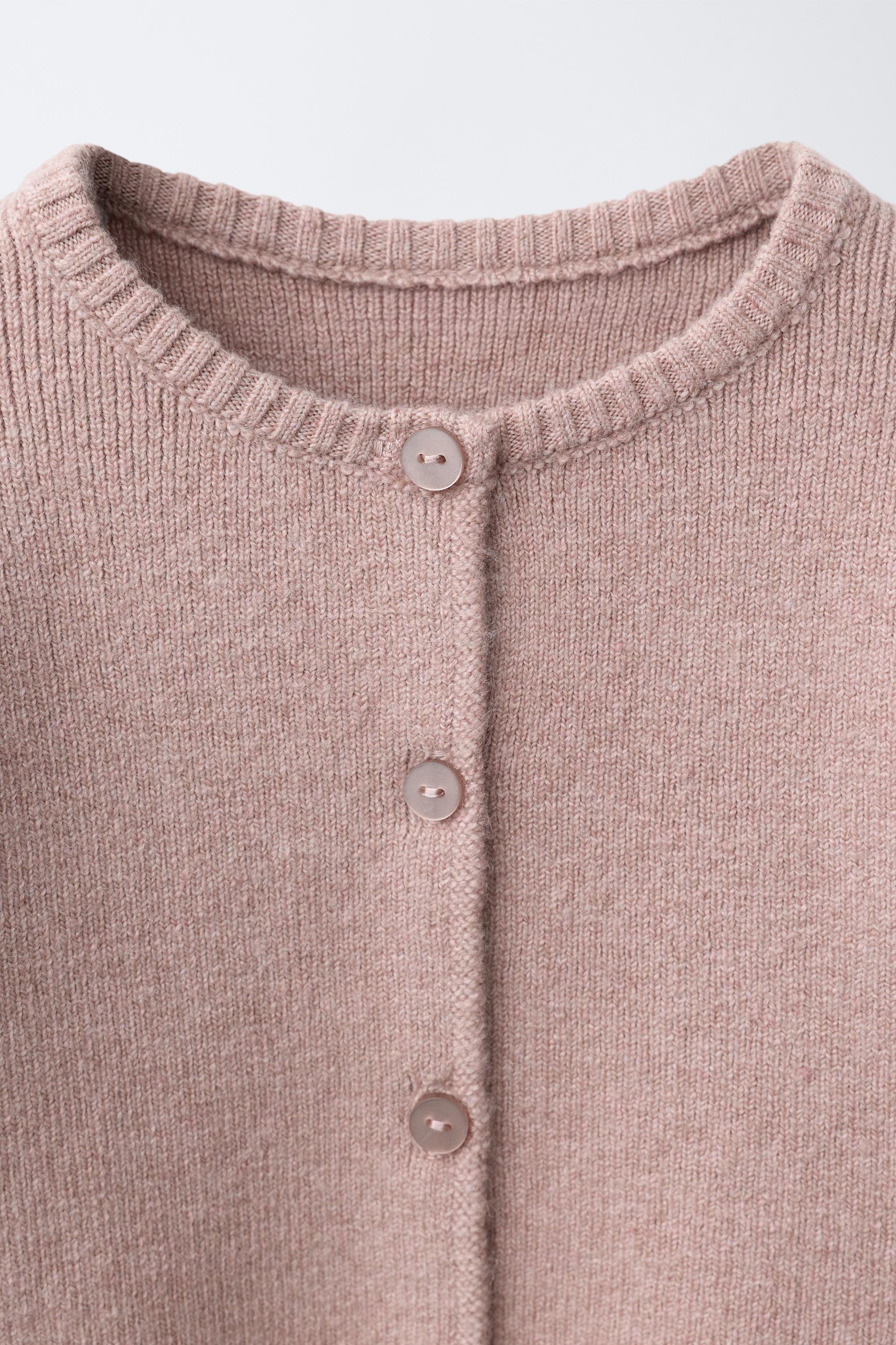 RUFFLED KNIT CARDIGAN