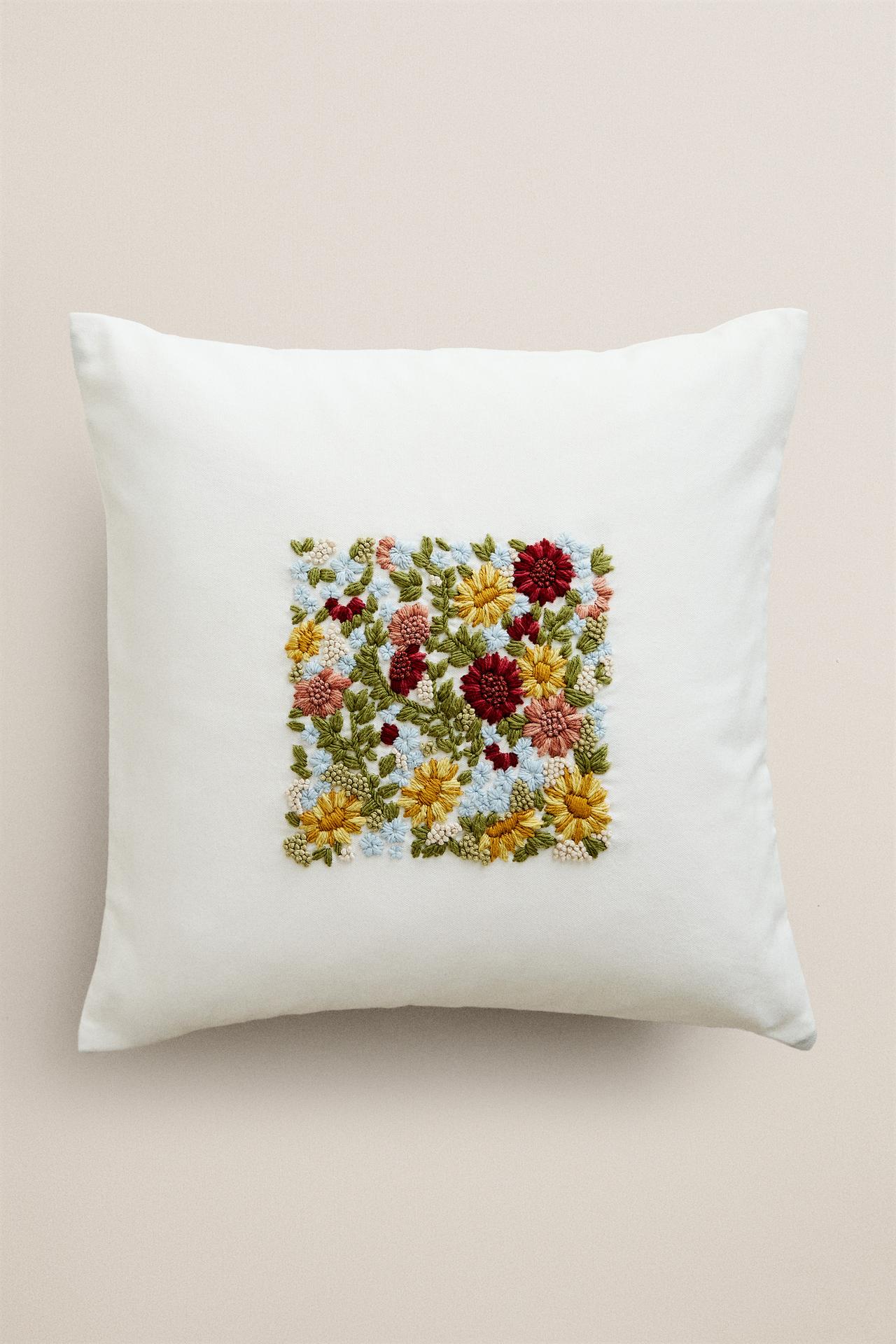 FLORAL EMBROIDERED THROW PILLOW COVER — Oyster-white