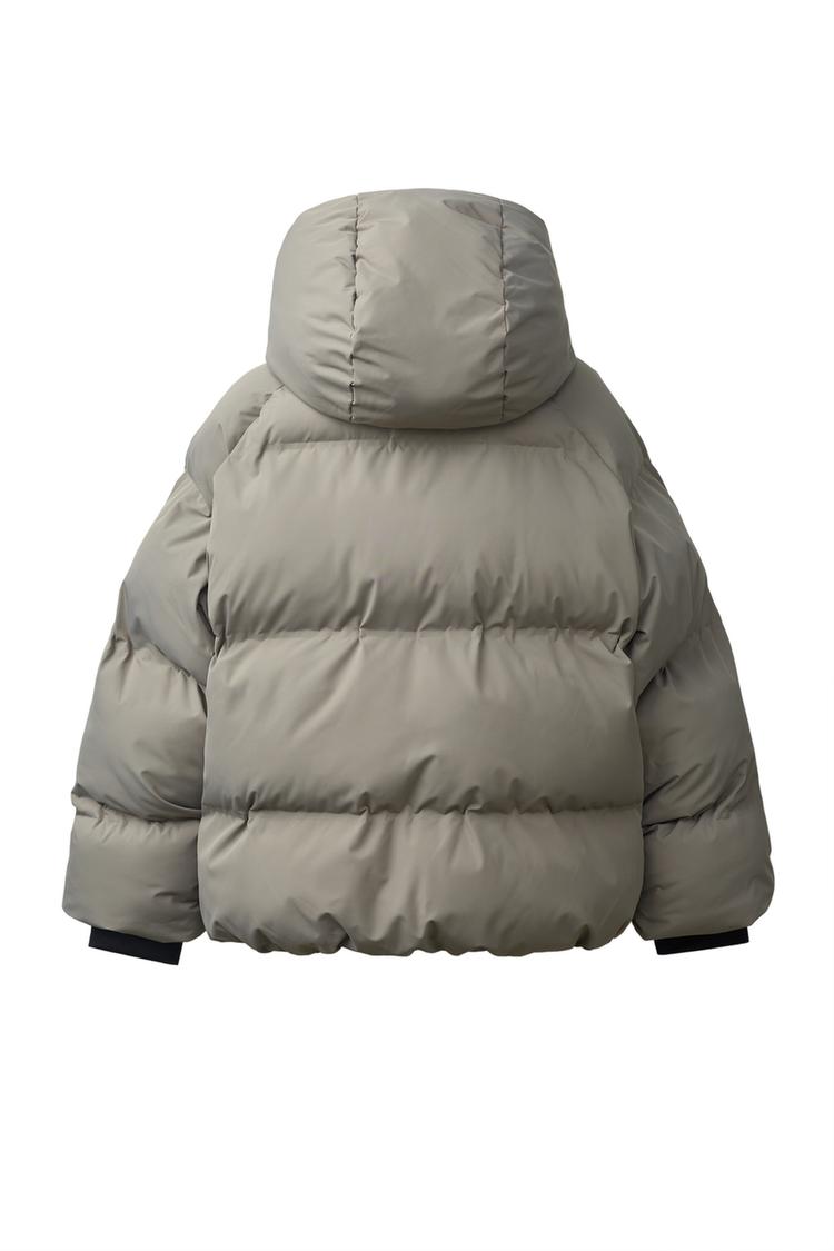 Chaqueta acolchada con capucha e impermeable 3