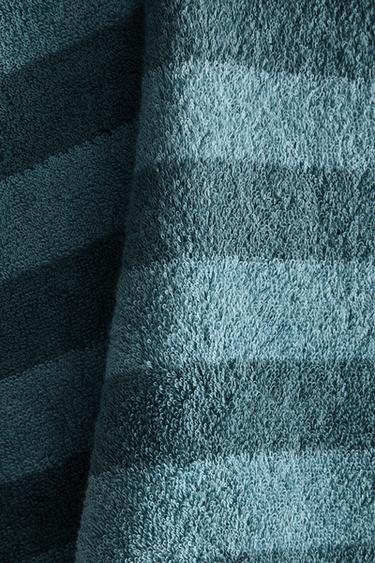 KIDS’ SHARK BEACH PONCHO - Blue by Zara - Image 2