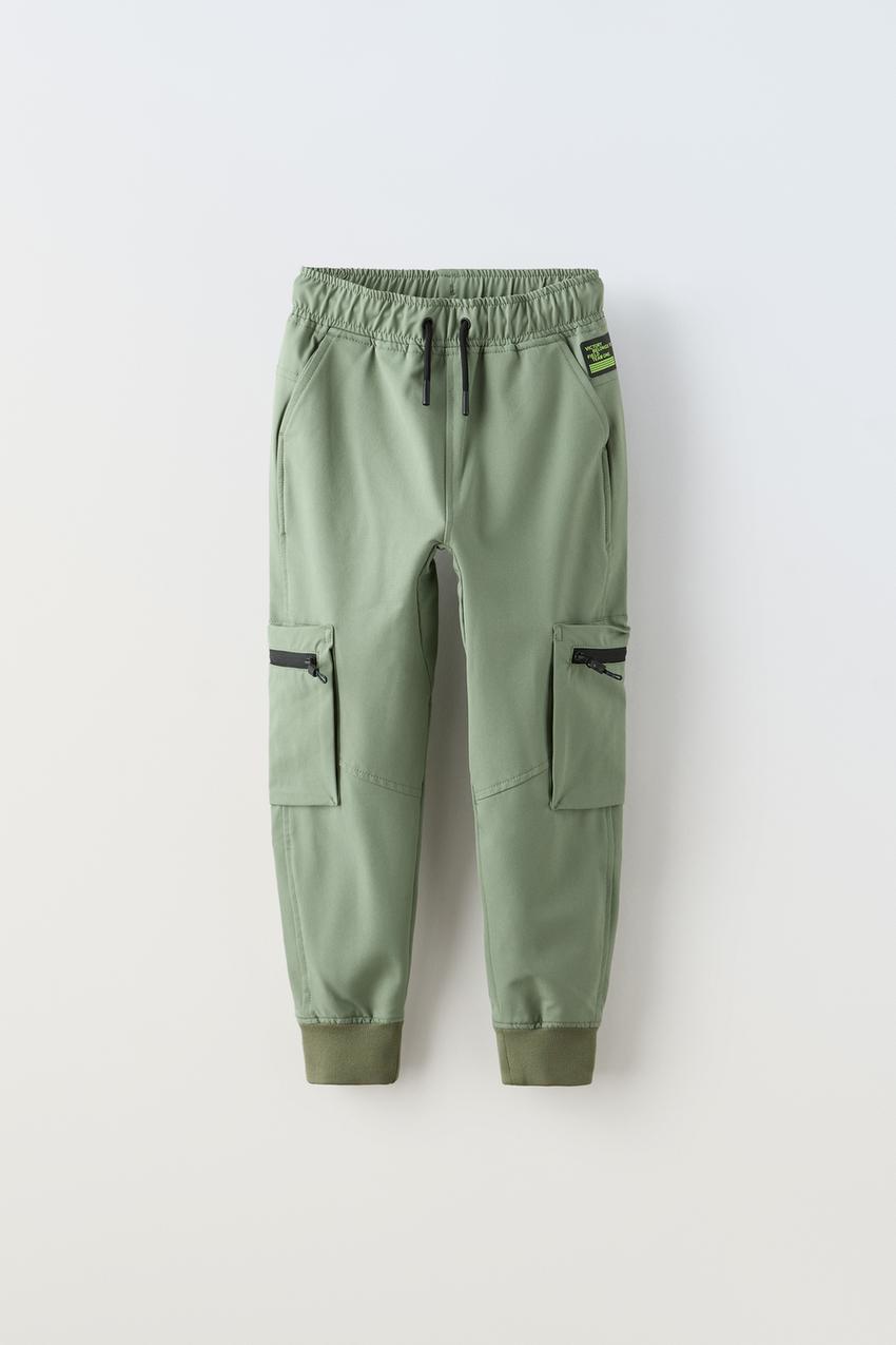 ATHLETIC TECHNICAL CARGO PANTS - Mid-green