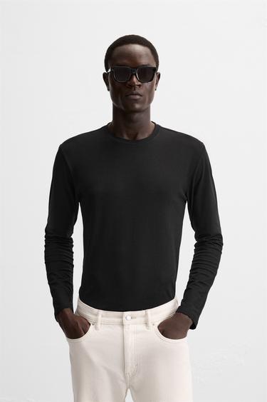 CAMISETA BÁSICA SLIM FIT - Negro de Zara