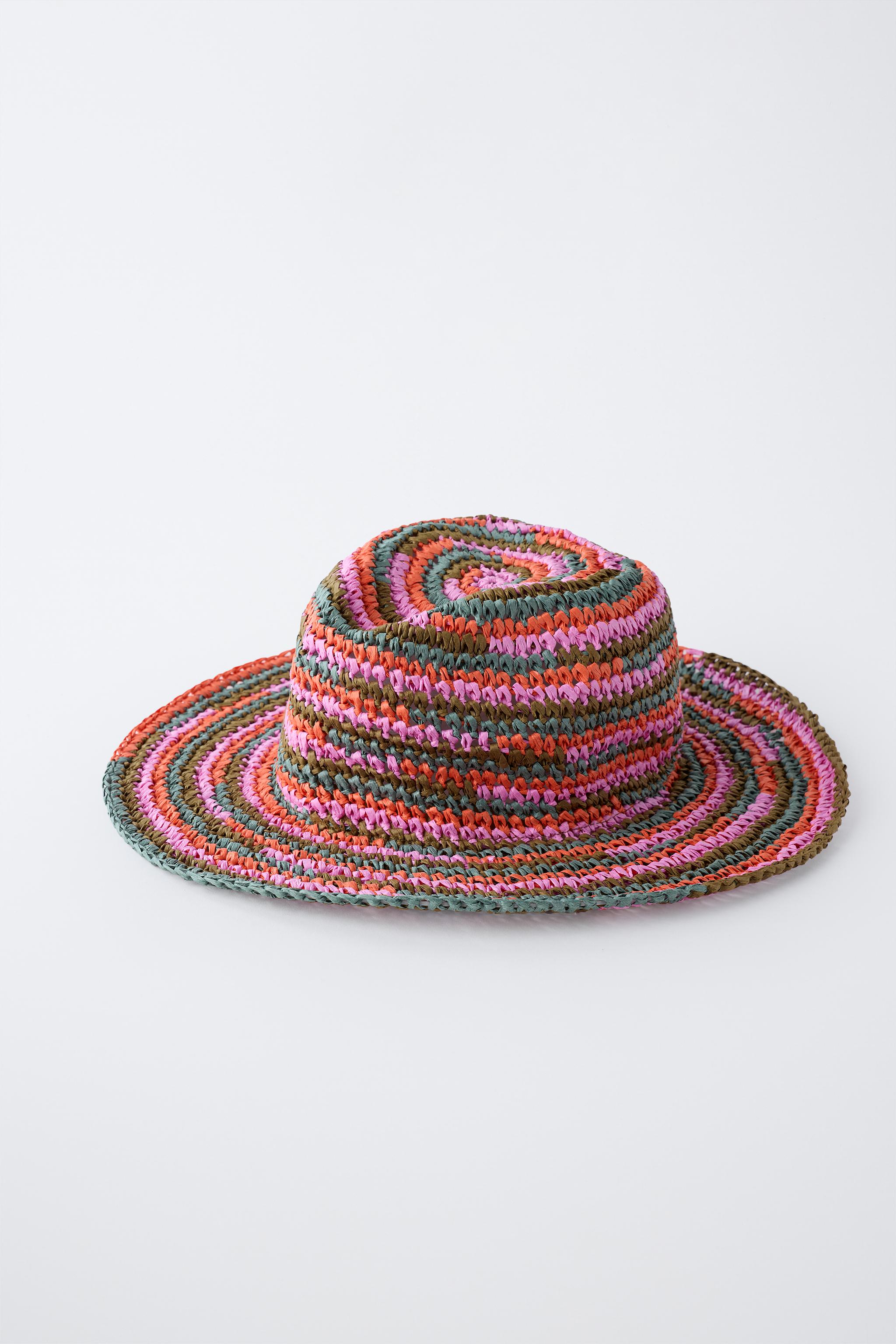 CHAPEAU À RAYURES