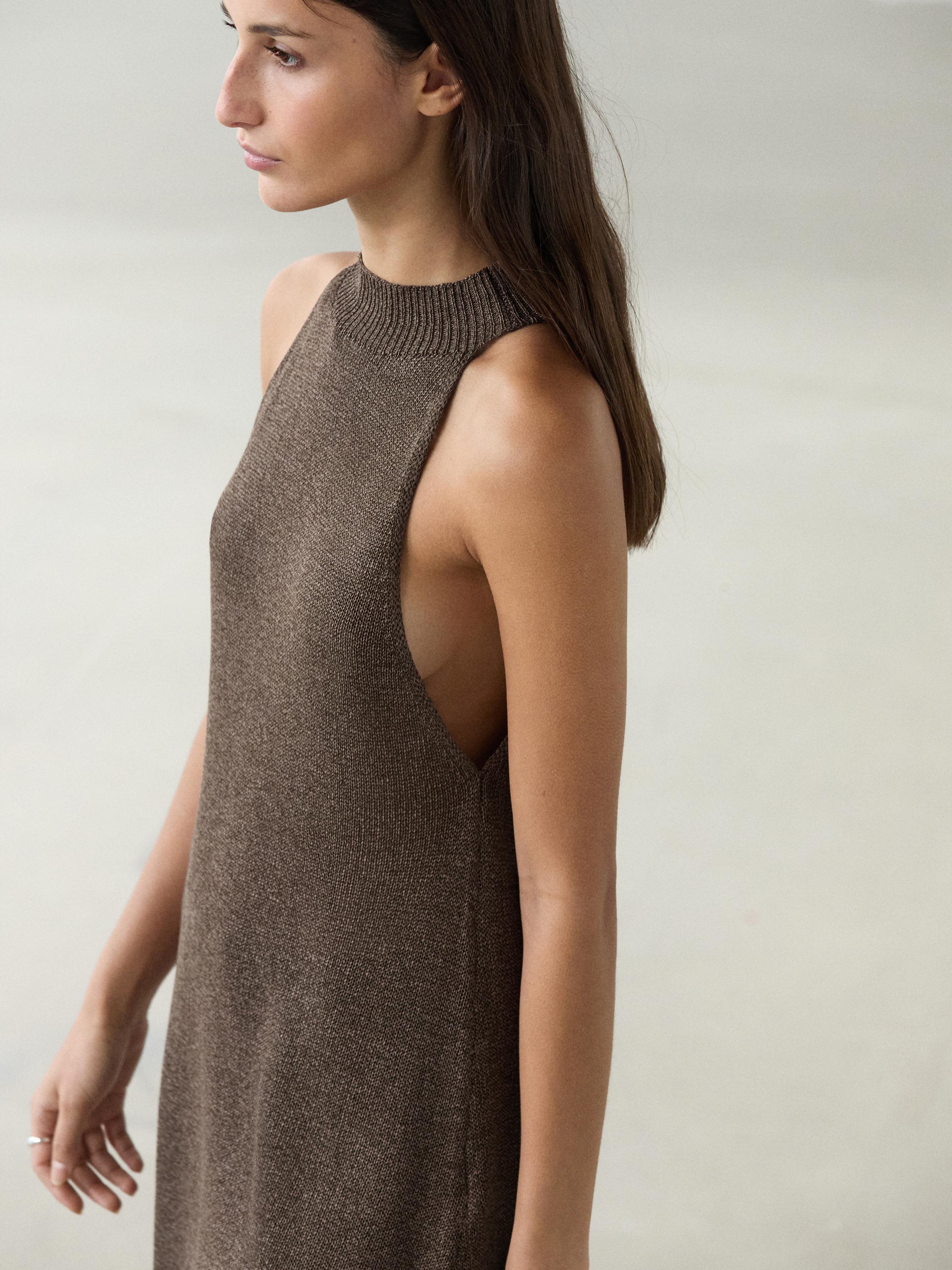 Top en maille asymétrique à encolure américaine total look