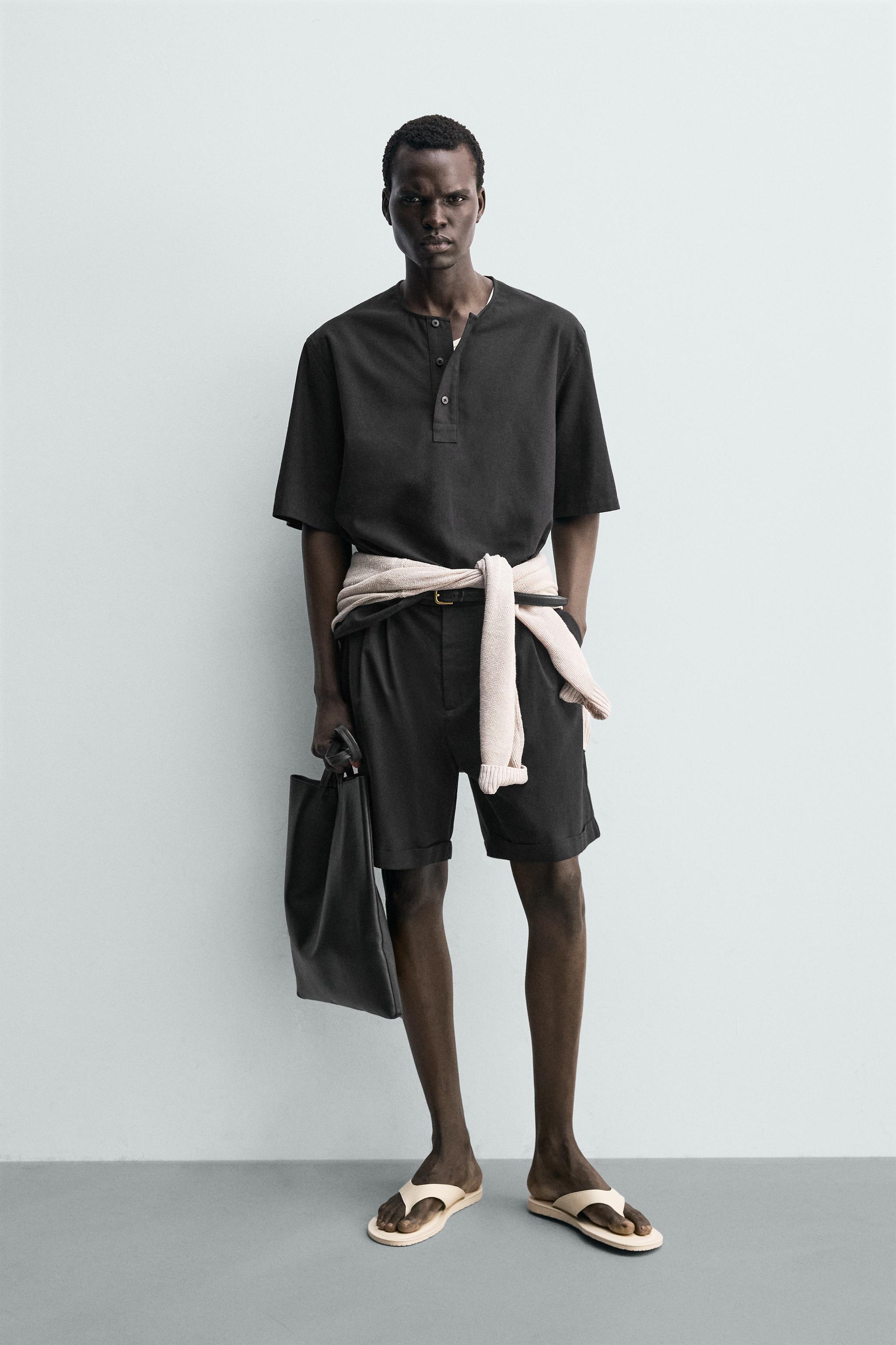 RELAXED FIT PLEATED SHORTS - Khaki | ZARA Canada