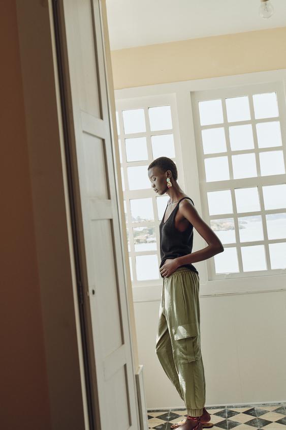 PANTALON CARGO TAILLE ÉLASTIQUE - Kaki de Zara - Image 0