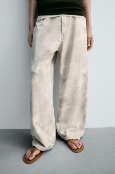 BAGGY FIT JEANS - Printed by Zara