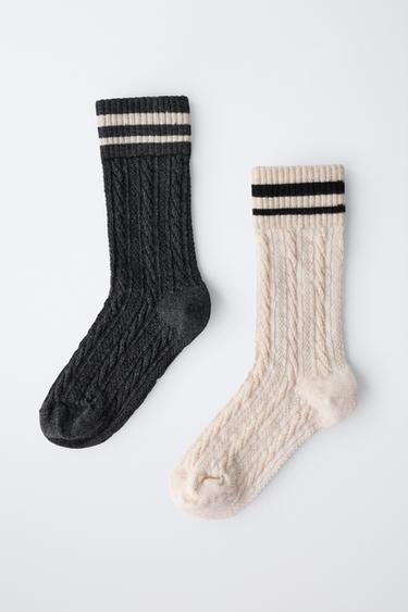 LOT DE DEUX PAIRES DE CHAUSSETTES MONTANTES TEXTURÉES À RAYURES - Gris anthracite de Zara - Image 3