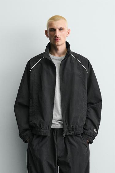 XHAKETË TEKNIKE ME KONTRASTE - E zezë nga Zara