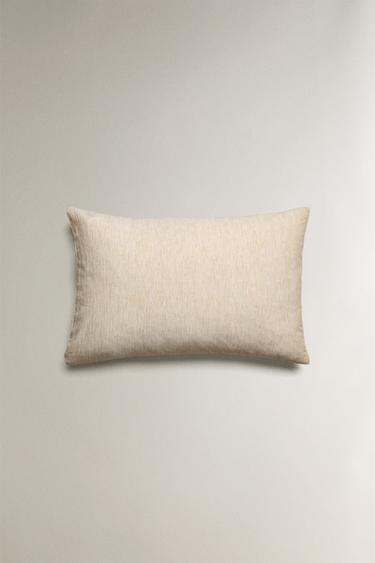TAIE D’OREILLER RAYURES TEXTURE - Blanc cassé de Zara - Image 3