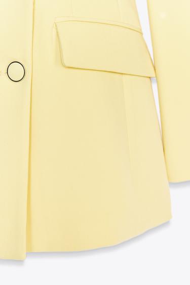 VESTE À BOUTONNAGE CROISÉ ET ÉPAULETTES - Jaune de Zara - Image 6