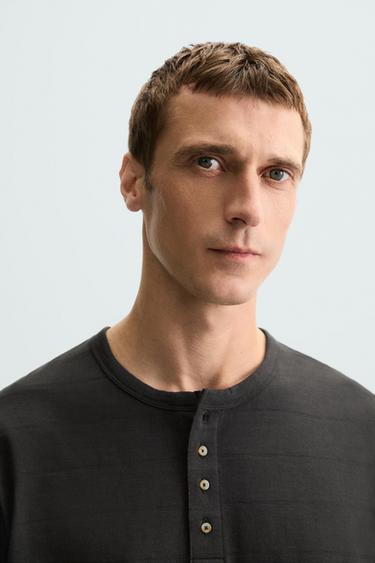 Zara STRIPED GRANDAD COLLAR T-SHIRT - Khaki