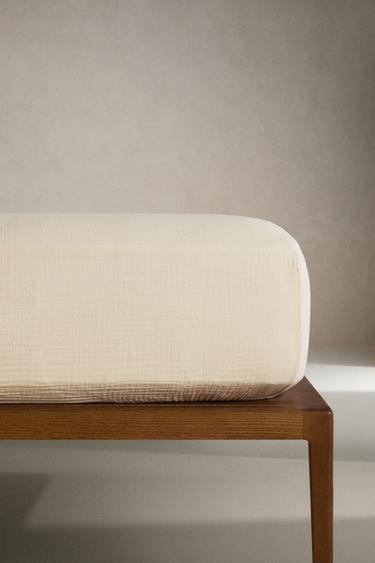 MUSLIN FITTED SHEET - Sand by Zara - Image 0
