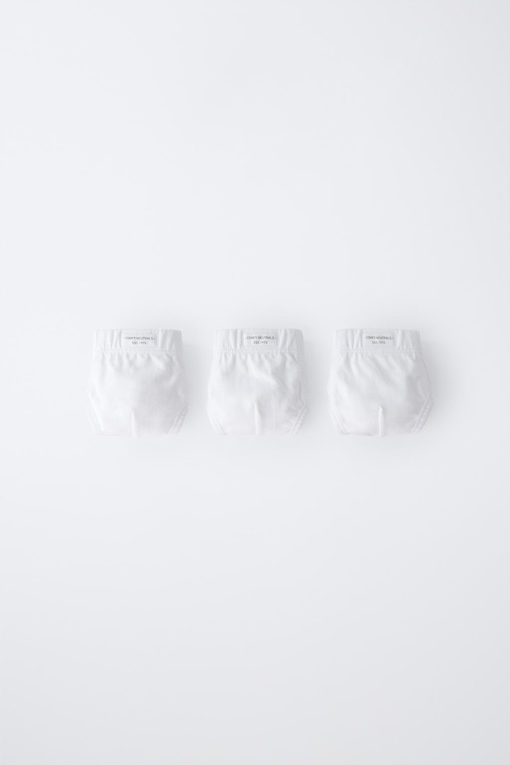1 1/2-6 YEARS/ PACK OF THREE PLAIN BRIEFS WITH LABEL