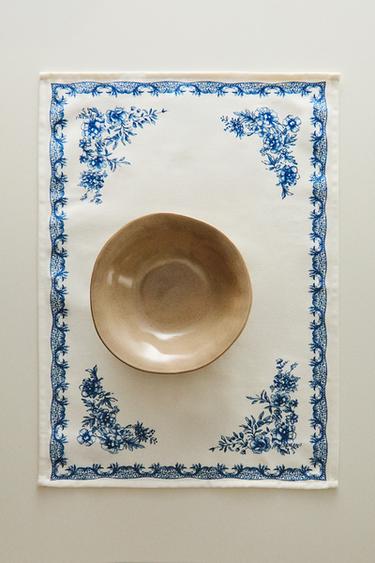 PRINTED SATEEN PLACEMAT - Blue by Zara