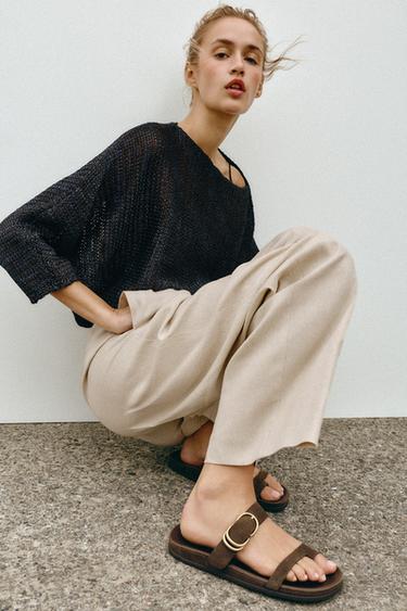 САНДАЛИИ ИЗ ЗАМШИ НА ПЛОСКОЙ ПОДОШВЕ — Серо-коричневый от Zara